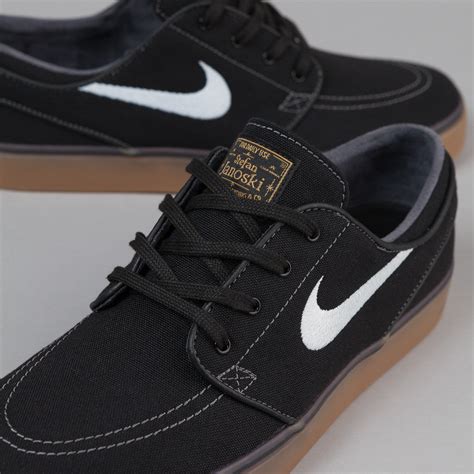 SB Janoski Shoes. Nike NL